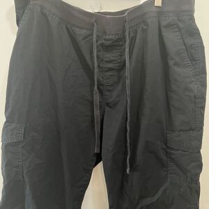 St. John's Bay Women's Black Cargo Capri Pants Mid Rise Drawstring Sz 1X